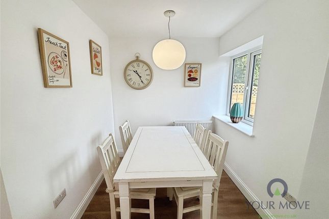 Room 4, 95, Heathfield Road, Manchester photo 4