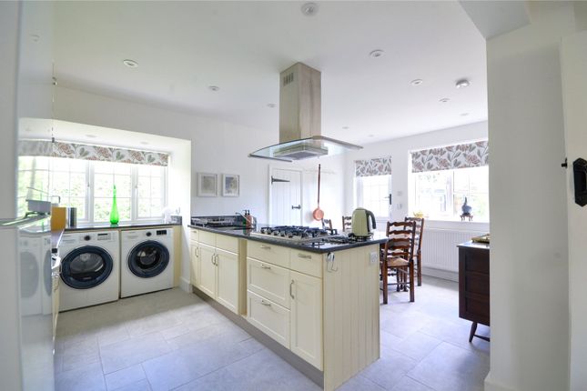 Orchard Cottage,, Mutton Hill, Lingfield photo 2