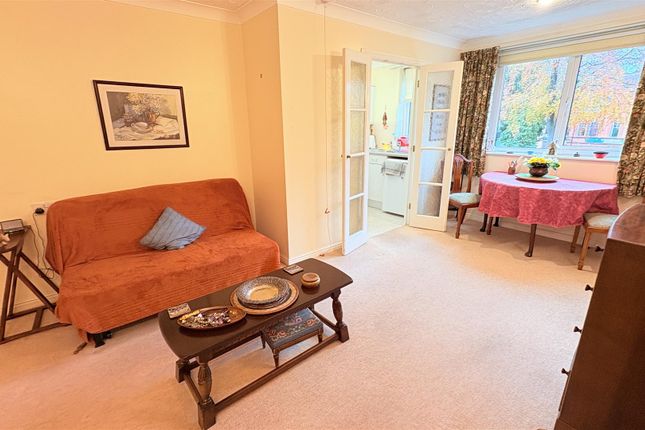 Flat 27 Sorrento Court, Wake Green Road, Birmingham photo 3