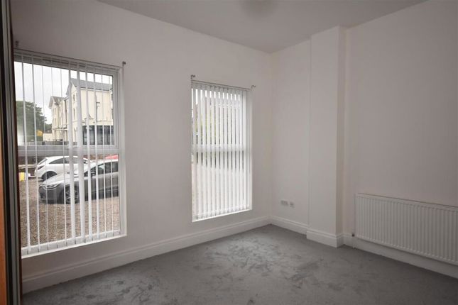 Flat 1 - 507, Old Chester Road, Birkenhead photo 5