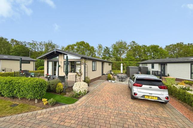 2-bed caravan on 8, Bay Willow Road, Burton Waters, £260,000
