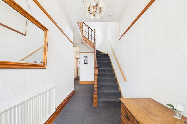 24 Farnaby Road, Bromley, Kent photo 4