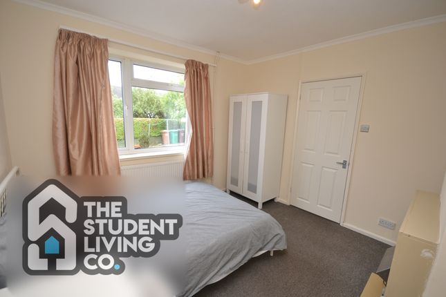10, Shelley Avenue, Nottingham photo 4