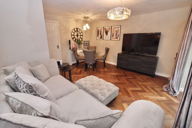 60, Sandhills Way, Doncaster photo 4