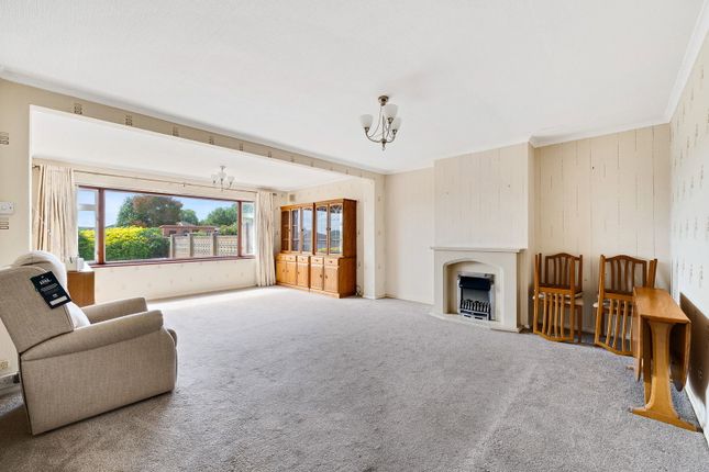 37, Fernheath Way, Joydens Wood photo 3