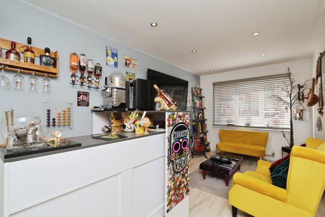 12, Dirleton Avenue, Glasgow photo 4