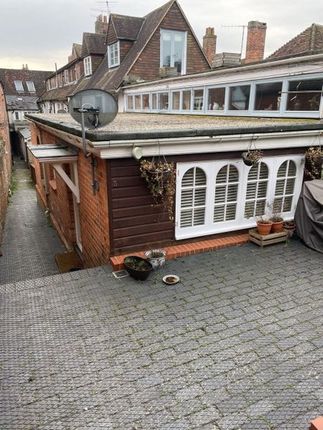 Thumbnail Flat to rent in High Street, Marlborough