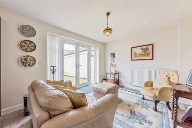 11, James Ancaster Avenue, Corby Glen, Grantham photo 4