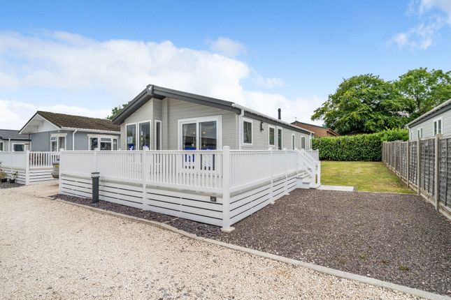 Thumbnail Mobile/park home for sale in Bowdens, Langport, Somerset