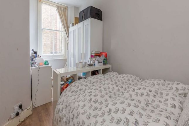 Flat to rent in Linden Mansions, Hornsey Lane, Highgate