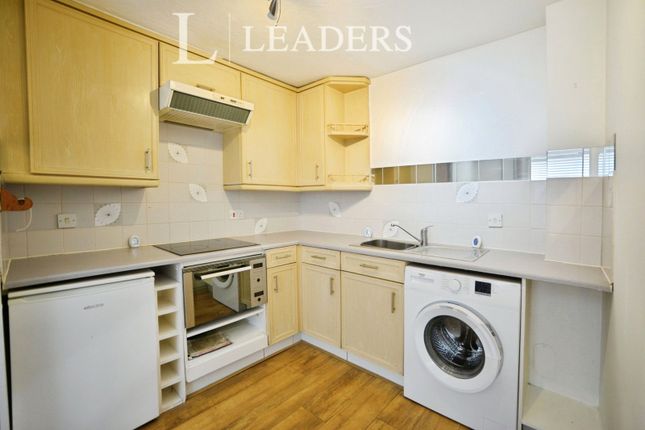 Flat 1, Hamilton Court, Witham photo 4