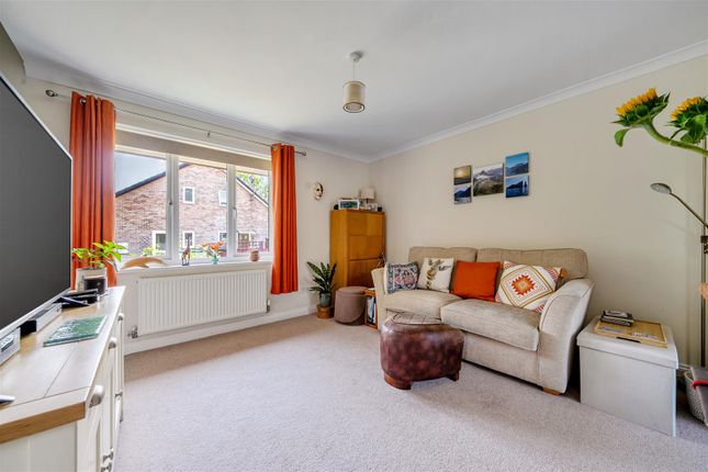 35, Greenfield Drive, Ivybridge photo 3