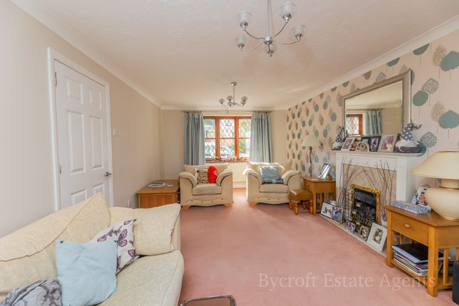 22, Airedale, Lowestoft photo 5
