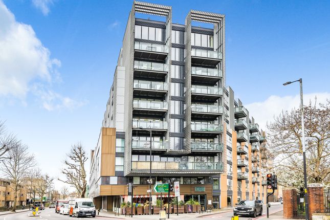 Thumbnail Flat for sale in Bermondsey Square, Bermondsey