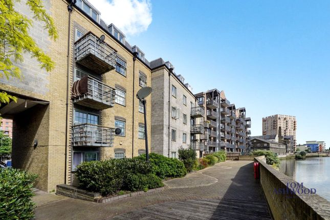 Thumbnail Flat for sale in Hewetts Quay, Abbey Road, Barking