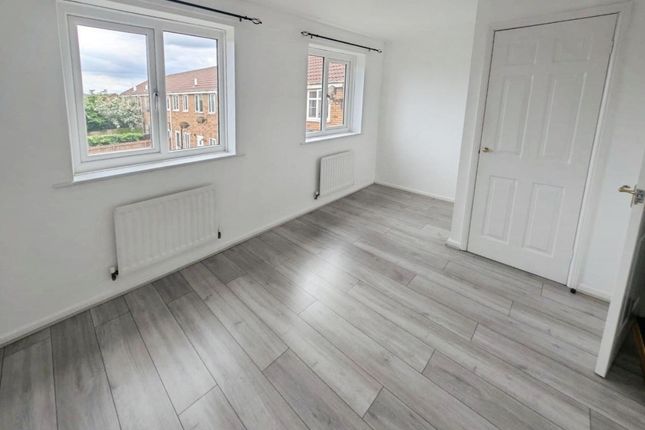 112, Northumbrian Way, North Shields photo 5