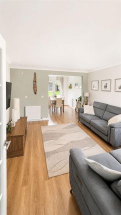 27, Willow Avenue, Inverness photo 3