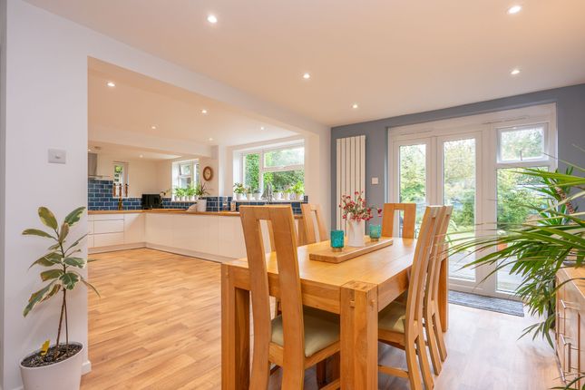24 Clifton Park, Cromer photo 4