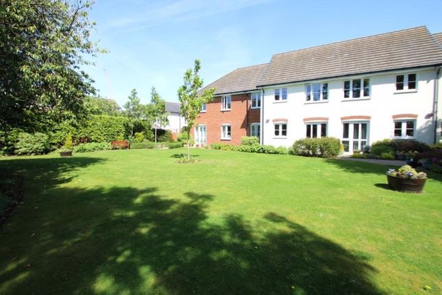 Property for sale in Penn Road, Hazlemere, High Wycombe