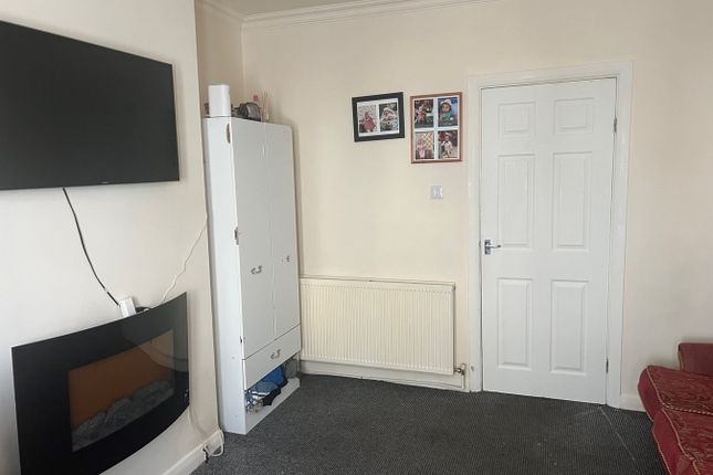 End terrace house for sale in Nicholson Street, Hull