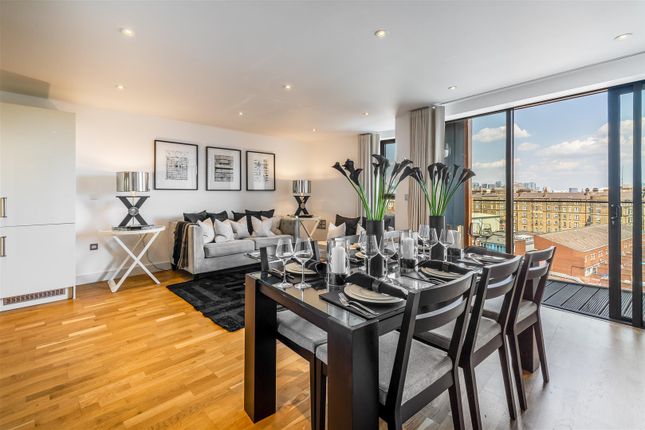 Flat for sale in Arc House, Maltby Street, Tower Bridge, London
