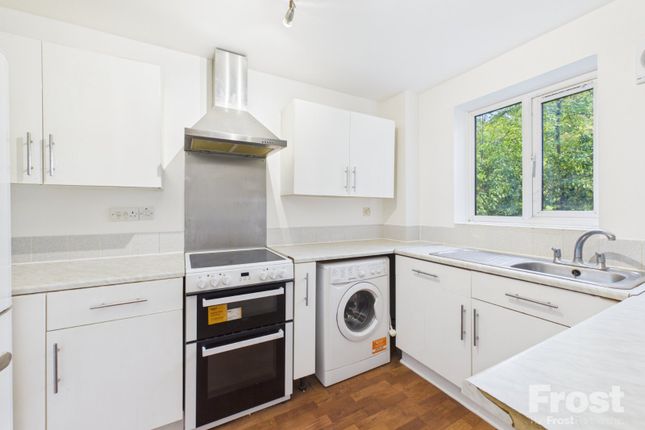 254, Walpole Road, Berkshire photo 2