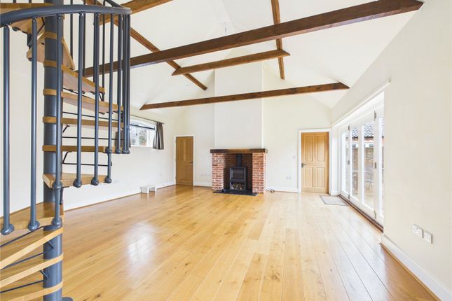 17 Drews Yard,, Chillesford Lodge Estate, Woodbridge photo 4