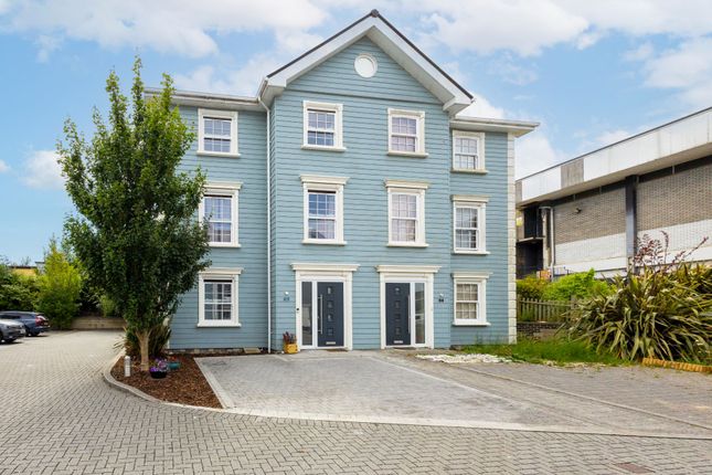 4-bed house on 12, Parkside, Folkestone, Folkestone and Hythe, £500,000