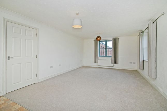 35, Brunel Court, Truro photo 3
