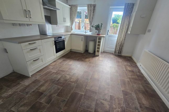 18, DAYLIGHT ROAD, STOCKTON photo 3
