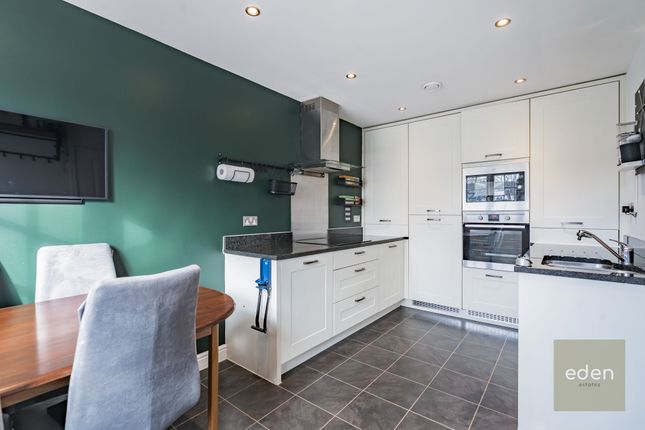 314 New Hythe Lane, Aylesford photo 4