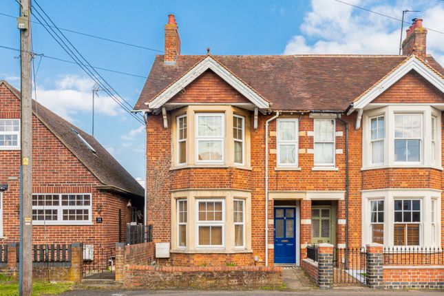 Flat for sale in Banbury Road, Bicester, Oxfordshire