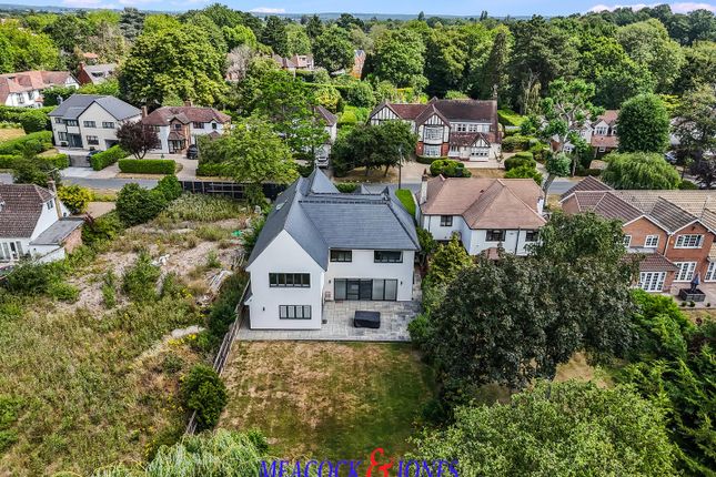 Heronway, Brentwood photo 3