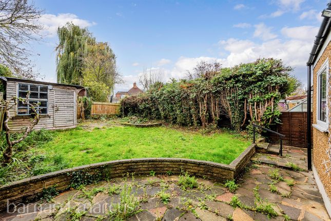 43, Somerset Close, New Malden photo 3