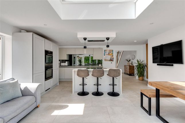 54 Pine Grove, 54, Pine Grove, Devon photo 3