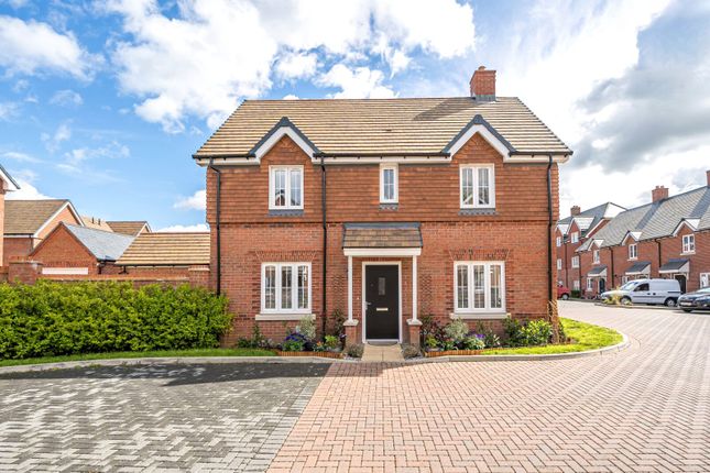 Thumbnail Detached house for sale in New Bridge Road, Cranleigh