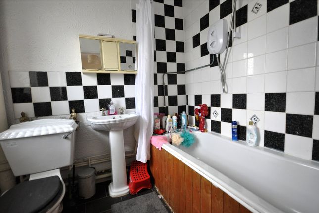 End terrace house for sale in Boscombe Road, Swindon, Wiltshire