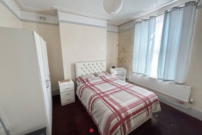 5, St. Silas Square, Birmingham photo 3