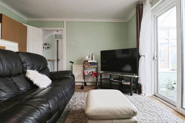 4, Heol Y Gaer, Cardiff photo 4