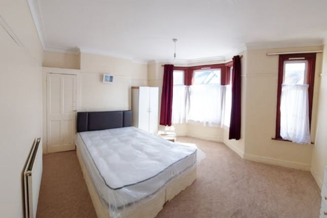 Thumbnail Terraced house to rent in Masterman Road, London