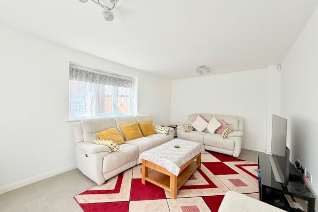 7, Prunus Drive, WELLINGBOROUGH photo 3