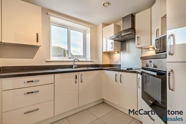 17 Limewood, St. Marys Road, Hayling Island photo 2