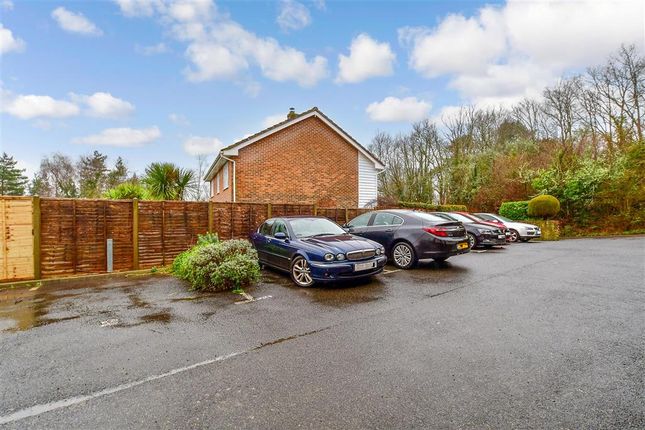 Flat for sale in Stone Cross Road, Mayfield, East Sussex