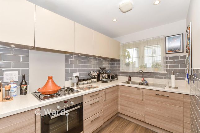 4B, Nuthatch Drive, Ashford photo 3