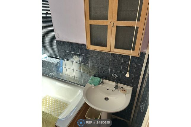 Basin With Cabinet, Led Lights &amp; Laminate Floor