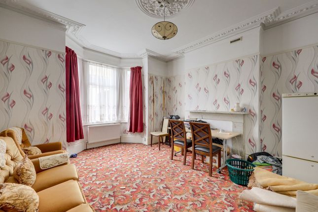 227 Stanstead Road, Forest Hill photo 3