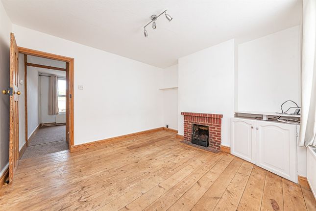 20 Mount Pleasant, Wokingham photo 4