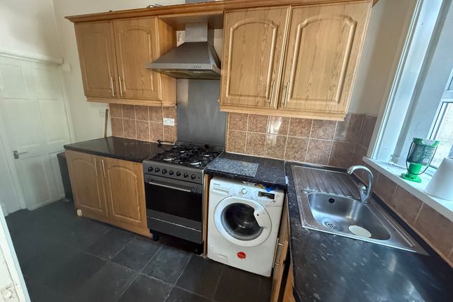 64, Rochester Street, Bradford photo 5