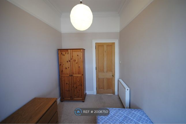 Flat to rent in Springbank Terrace, Aberdeen