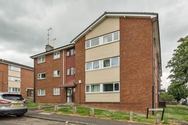 Flat for sale in Warwick Place, Tewkesbury, Gloucestershire